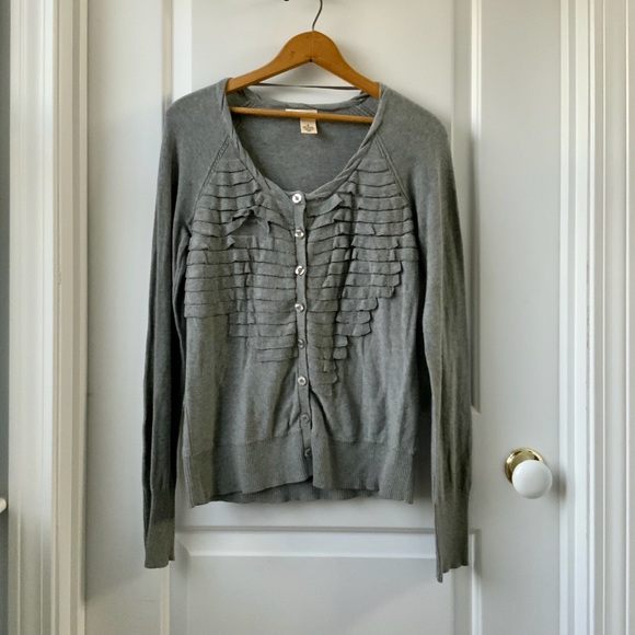 DKNY Ruffle Cardigan EUC - Picture 3 of 9